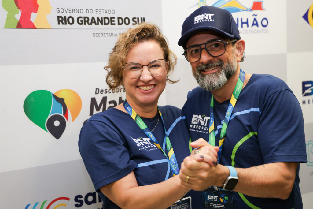 Andrezza Negrini, do Balneário Camboriú CVB, e Geninho Goes, diretor da BNT Mercosul