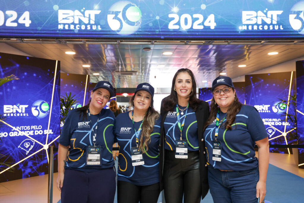 Nicole Guirguis, Roxanne Santos, Patrícia Schaebler e Vanessa Andrade, da BNT Mercosul