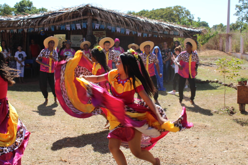 Danças afro no Quilombo de Mata Cavalo