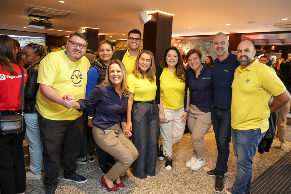 Equipe da CVC com equipe do Wish