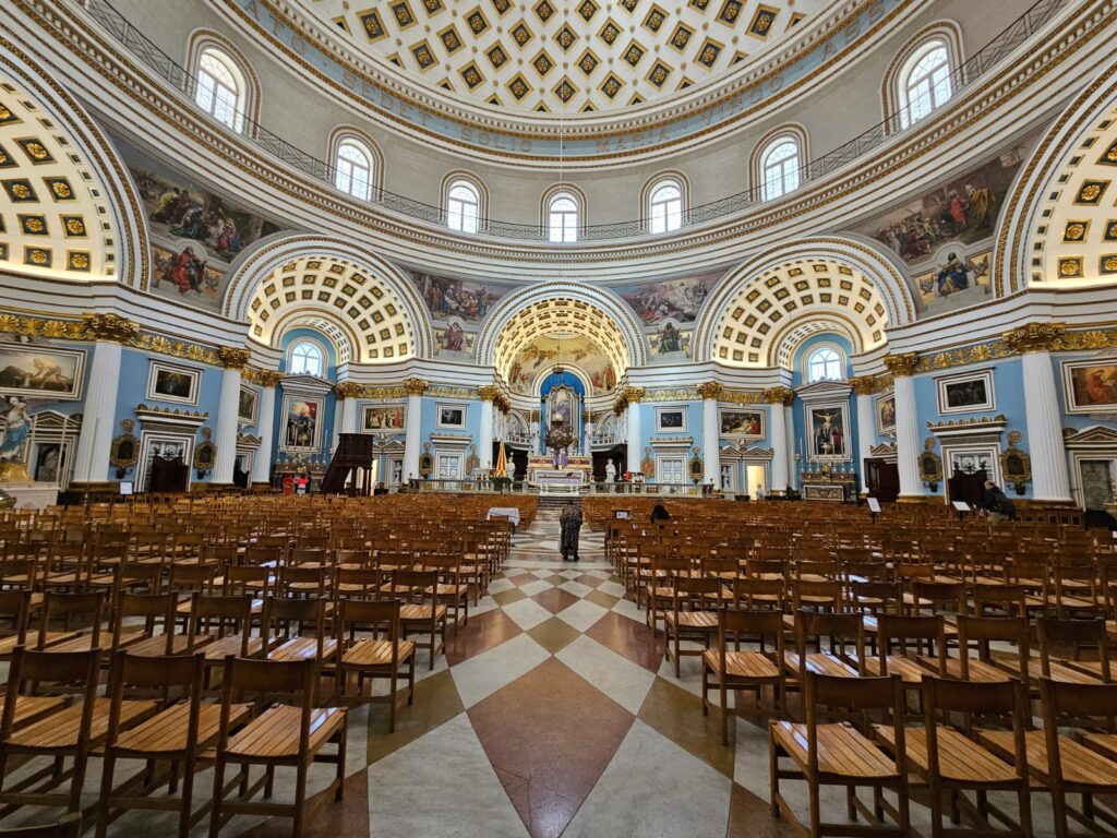 Maior e mais famosa igreja de Malta