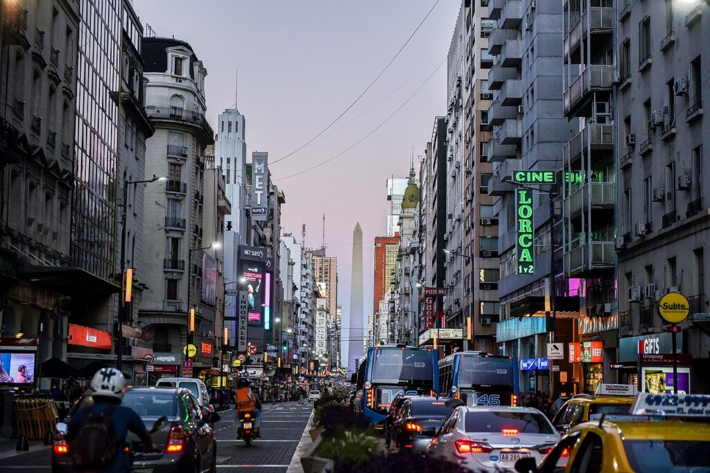 Conheça a melhor cidade da América Latina para viver; duas brasileiras figuram o TOP 10