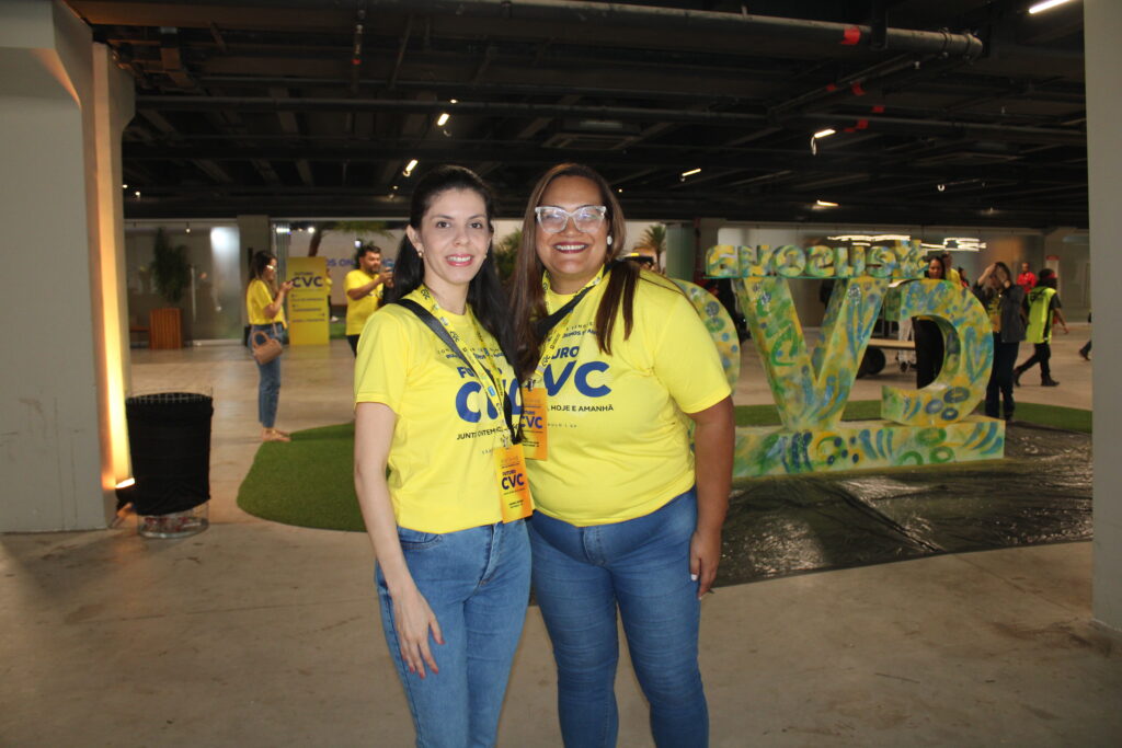 Andrea Nunes e Cintia da Silva