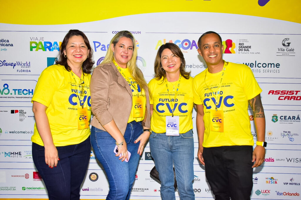 Elaine Pimentel, Dagna Souza, Sueli Uessato e Plinio Fernandes, na convenção da CVC