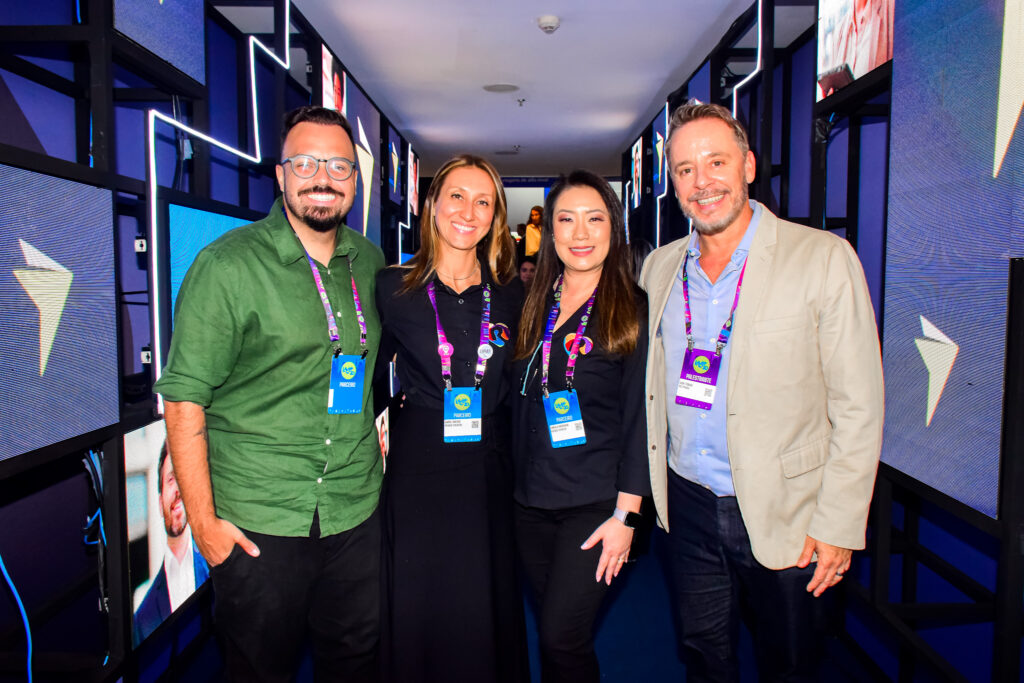 Equipe da arenas Eventos e MCI Brasil