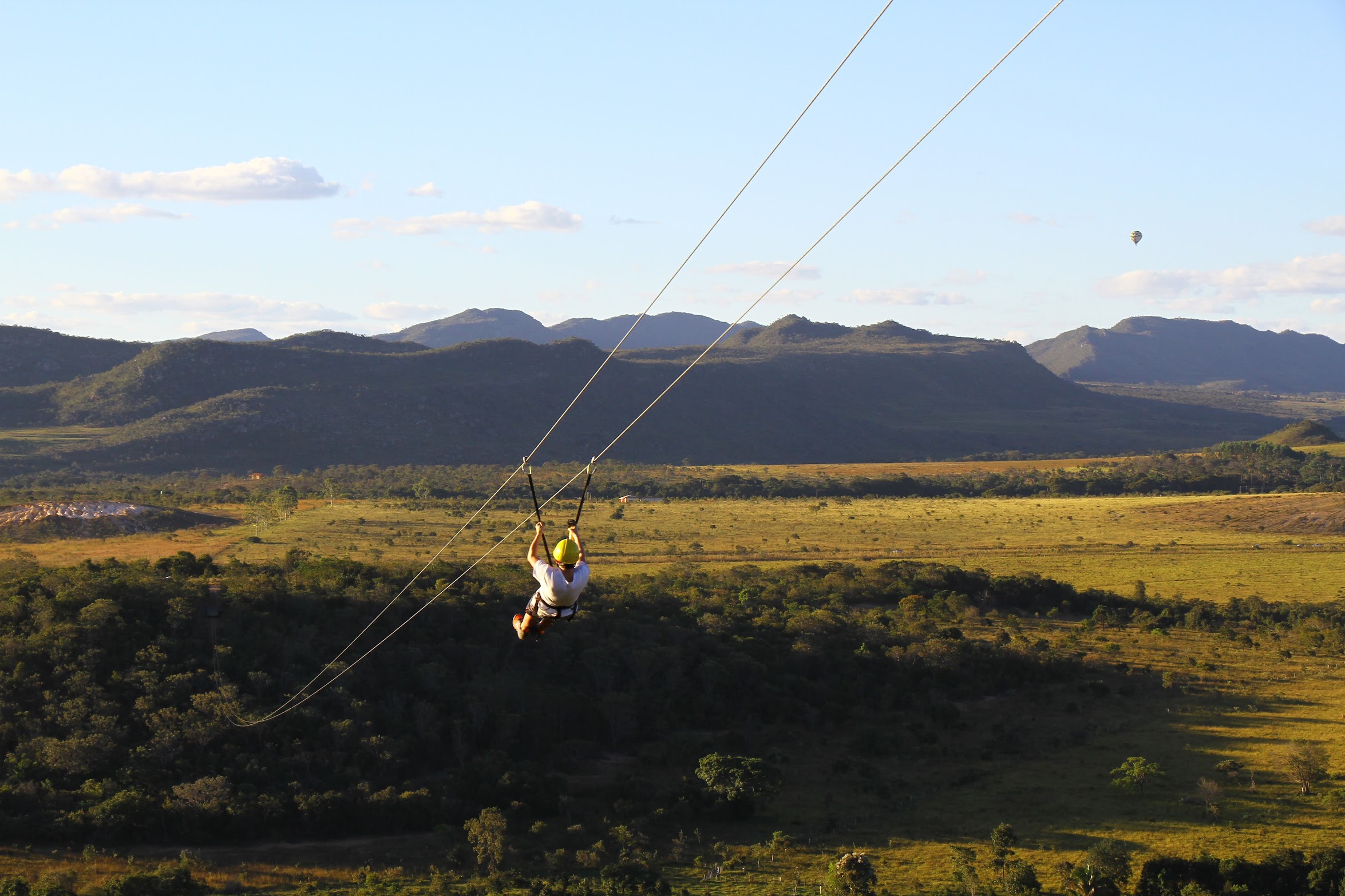 Esporte de Aventura Tirolesa Voo do Gaviao Foto por Ion David 3 Inframérica e Aeroporto de Brasília apoiam Chapada Week e incentivam o turismo na joia do Cerrado