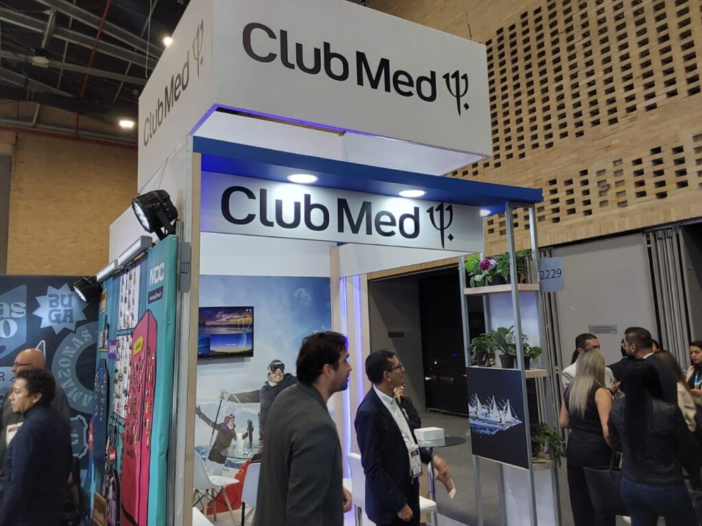 Estande do Club Med