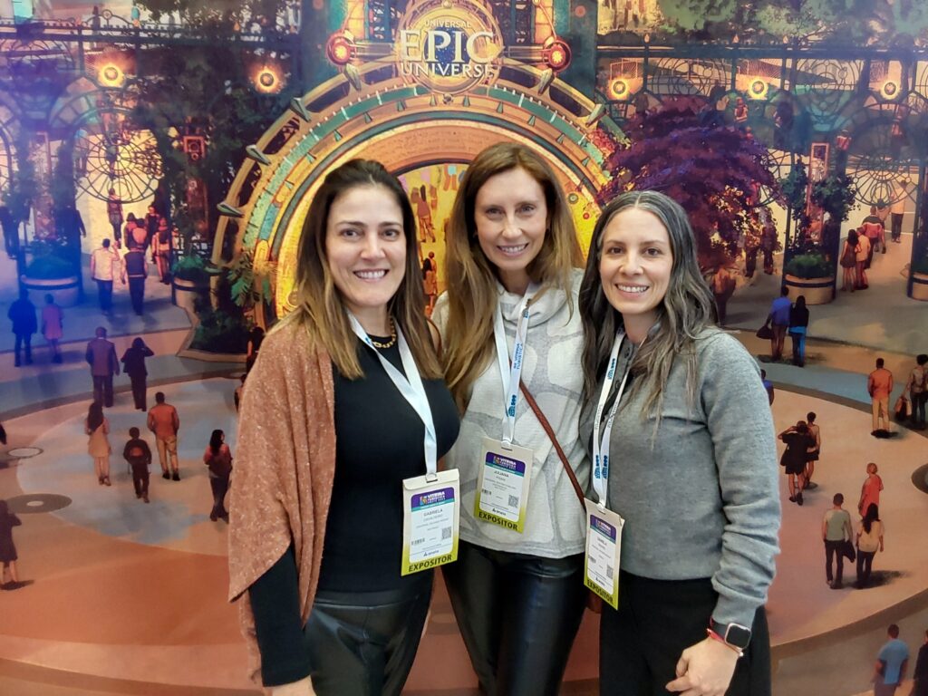 Gabriela Cavalheiro, Juliana Pisani, e Daniela Madrid, do Universal Orlando Resort