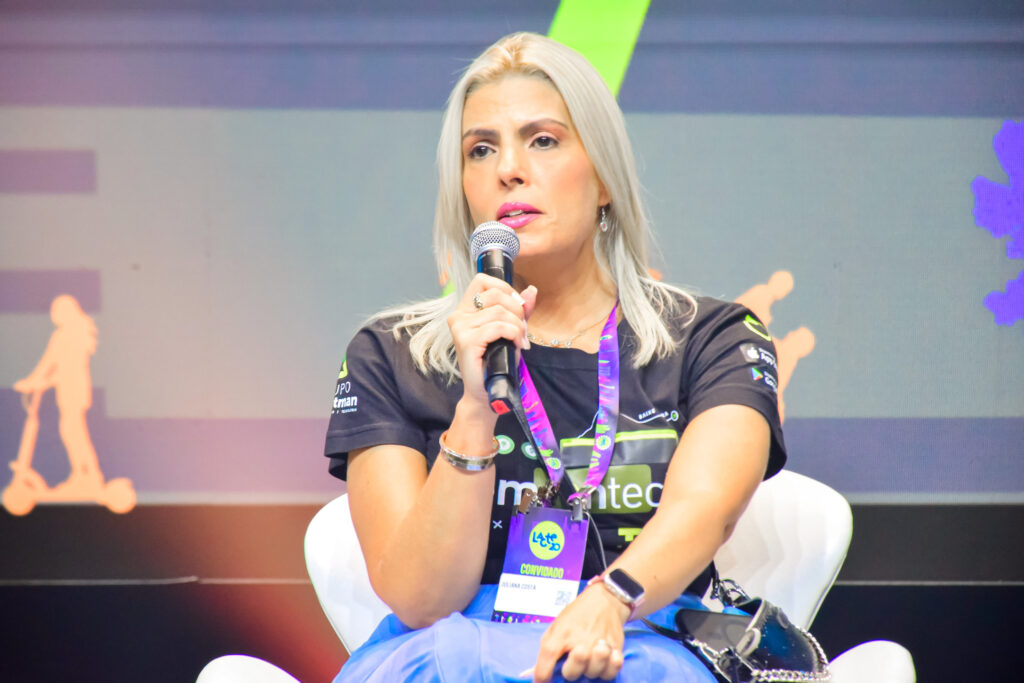 Juliana Costa, diretora de Relacionamento da Lemontech