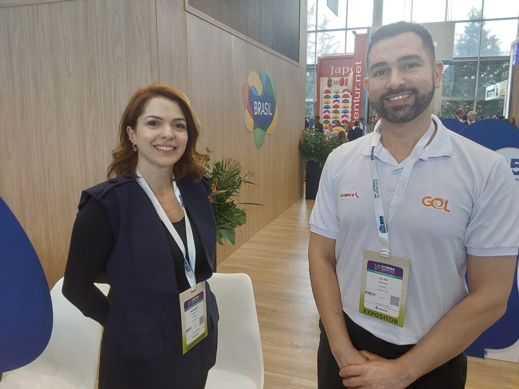 Mariana Ferrari, da Avianca, com Alan Ribeiro, da Gol