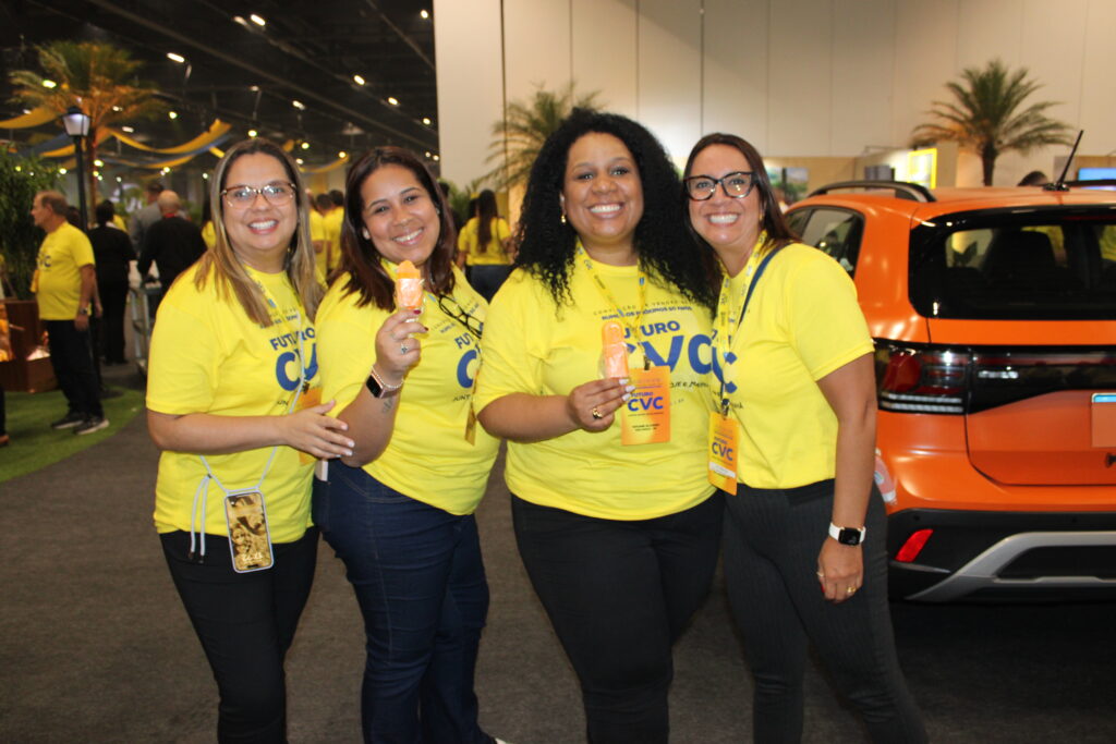 Sabrina Peres, Renata Silva, Tatiane Oliveira e Vivi Braga