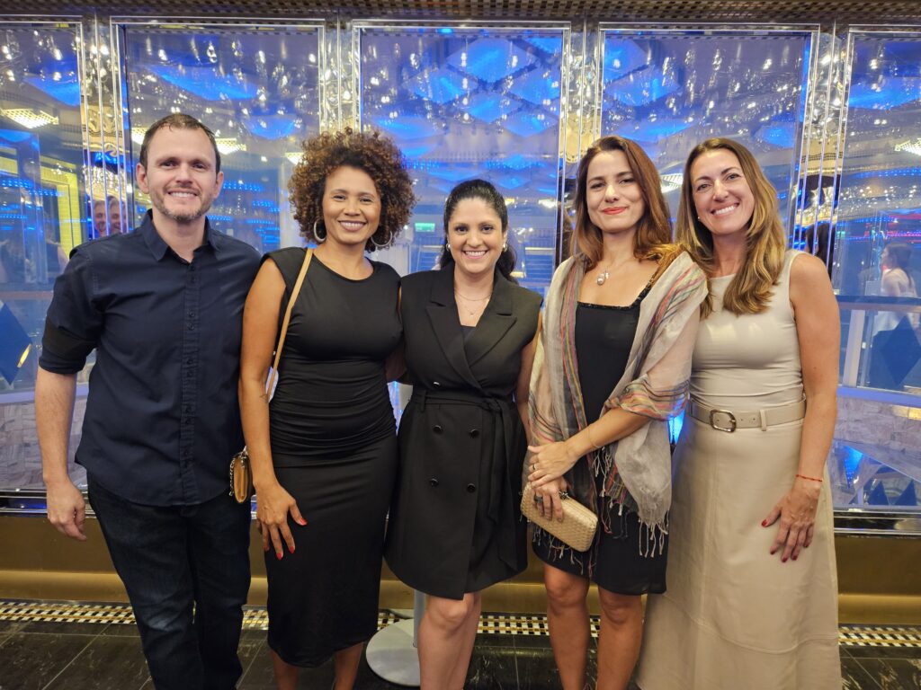 Rui Ribeiro, Dourivania Morais, Leila Melo, Caroline Passos e Marina Moreira, da Costa Cruzeiros