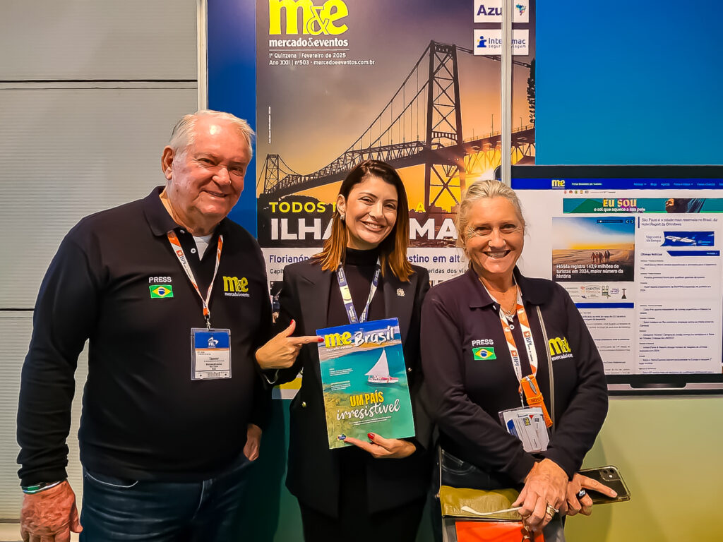 Catiane Seif, da secretaria de Turismo de Santa Catarina com Roy Taylor e Rosa Masgrau, do M&E