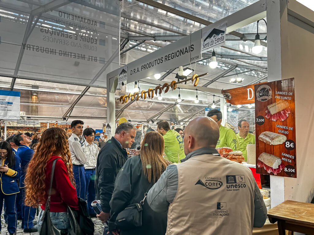 Os quiosques de comida ficaram lotados ao longo de todo o dia na BTL